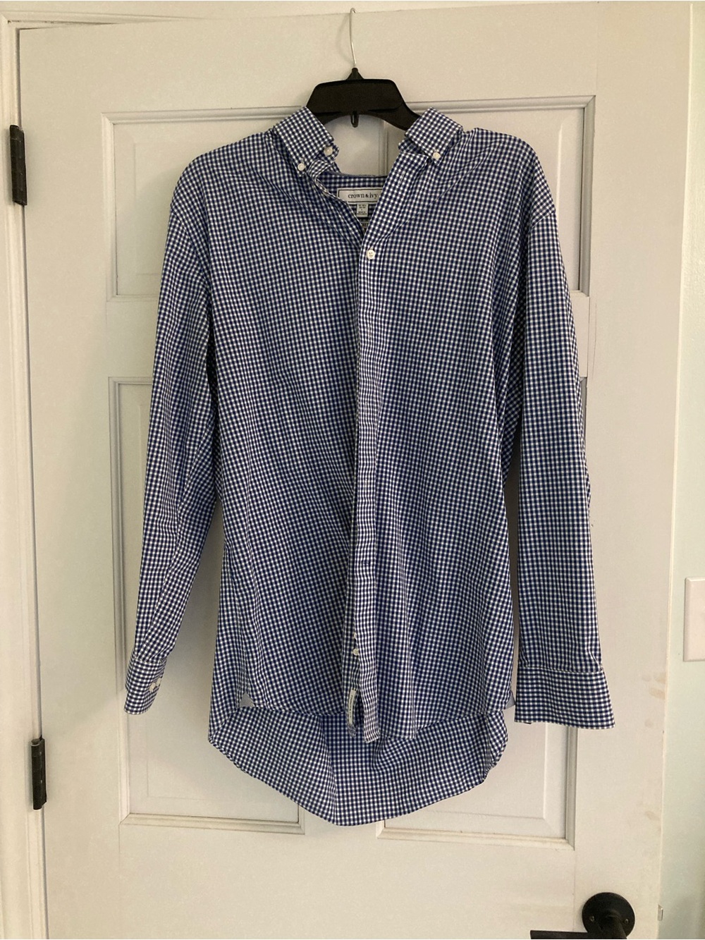 crown & ivy Blue Gingham Button-Down Dress Shirt